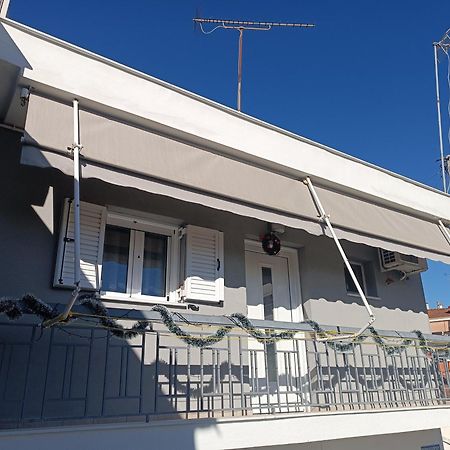 Giorgos Studio Trikala Exterior photo